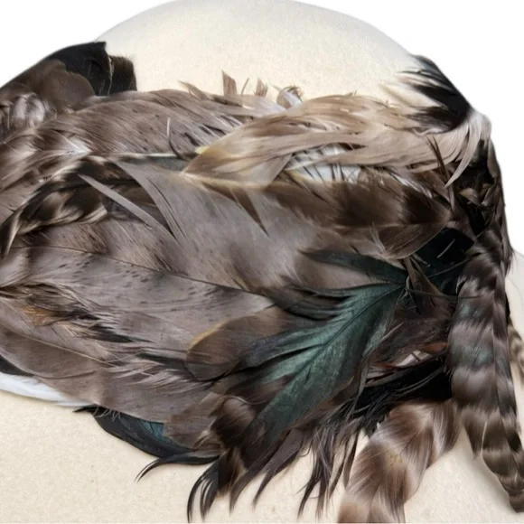 Vintage Jack McConnell Feather Hat, Cream Felt Wide Brim, Real Feathers, Rare - Picture 11 of 12